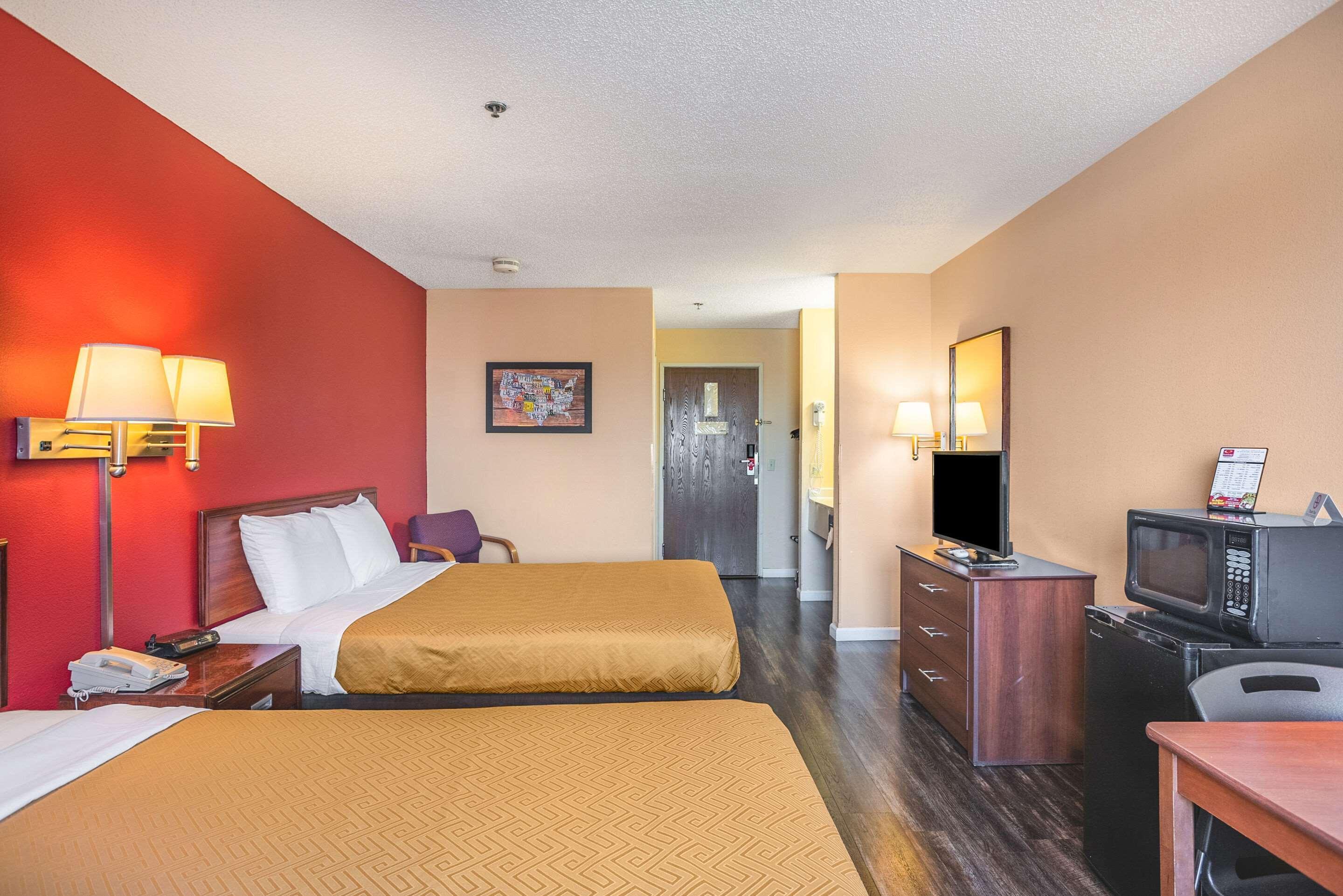 Econo Lodge Принстон Екстер'єр фото