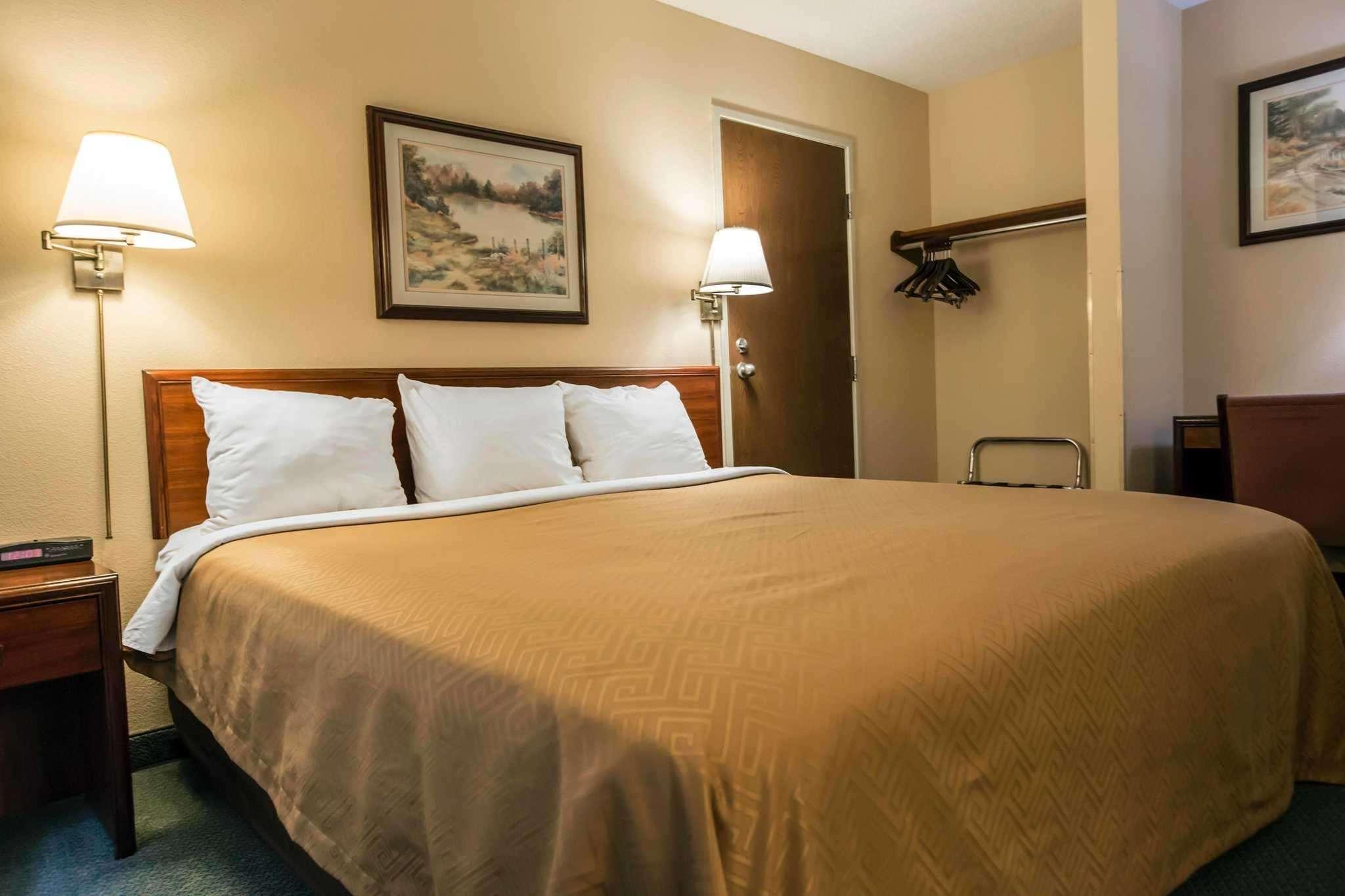 Econo Lodge Принстон Екстер'єр фото