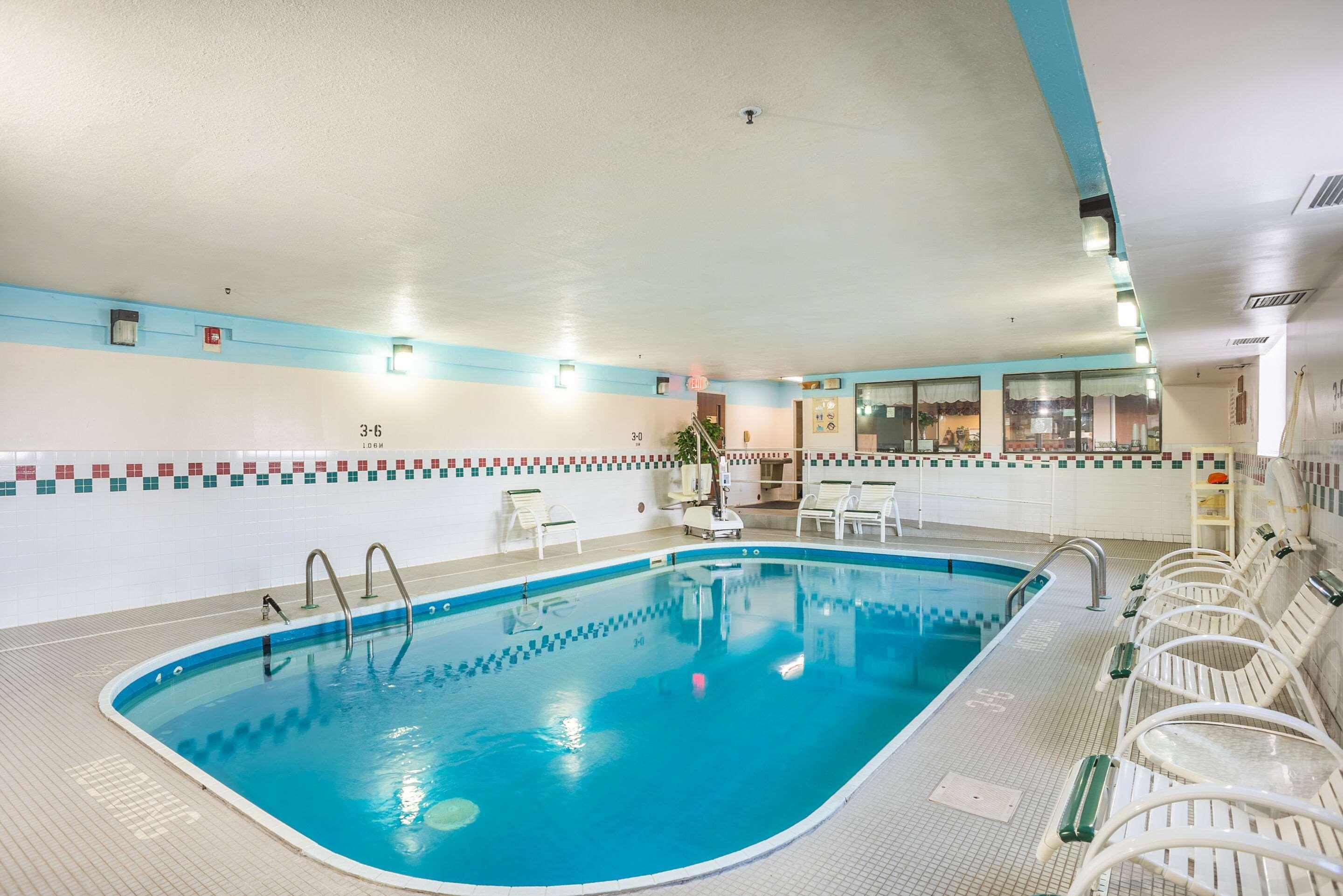 Econo Lodge Принстон Екстер'єр фото