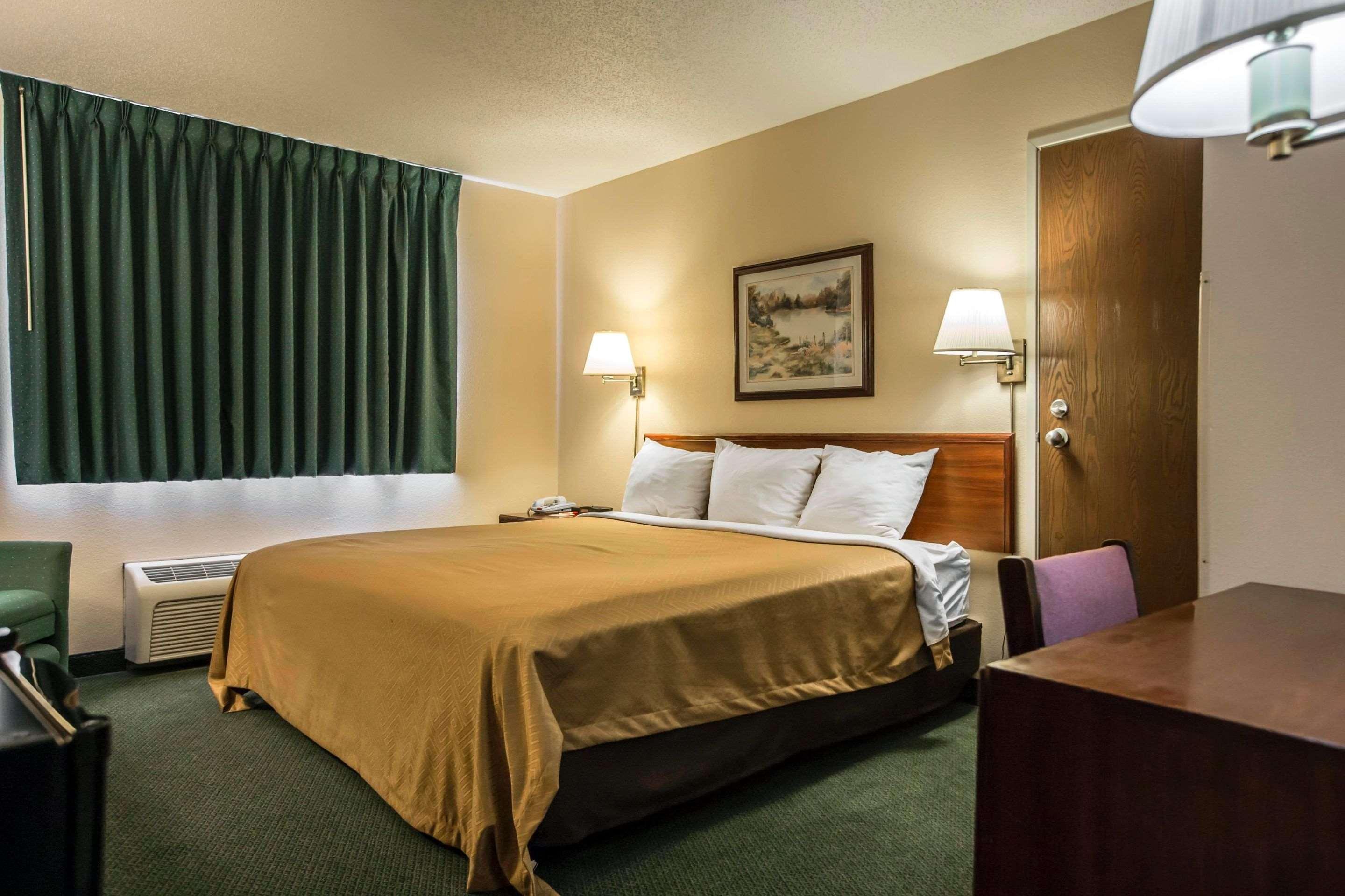 Econo Lodge Принстон Екстер'єр фото