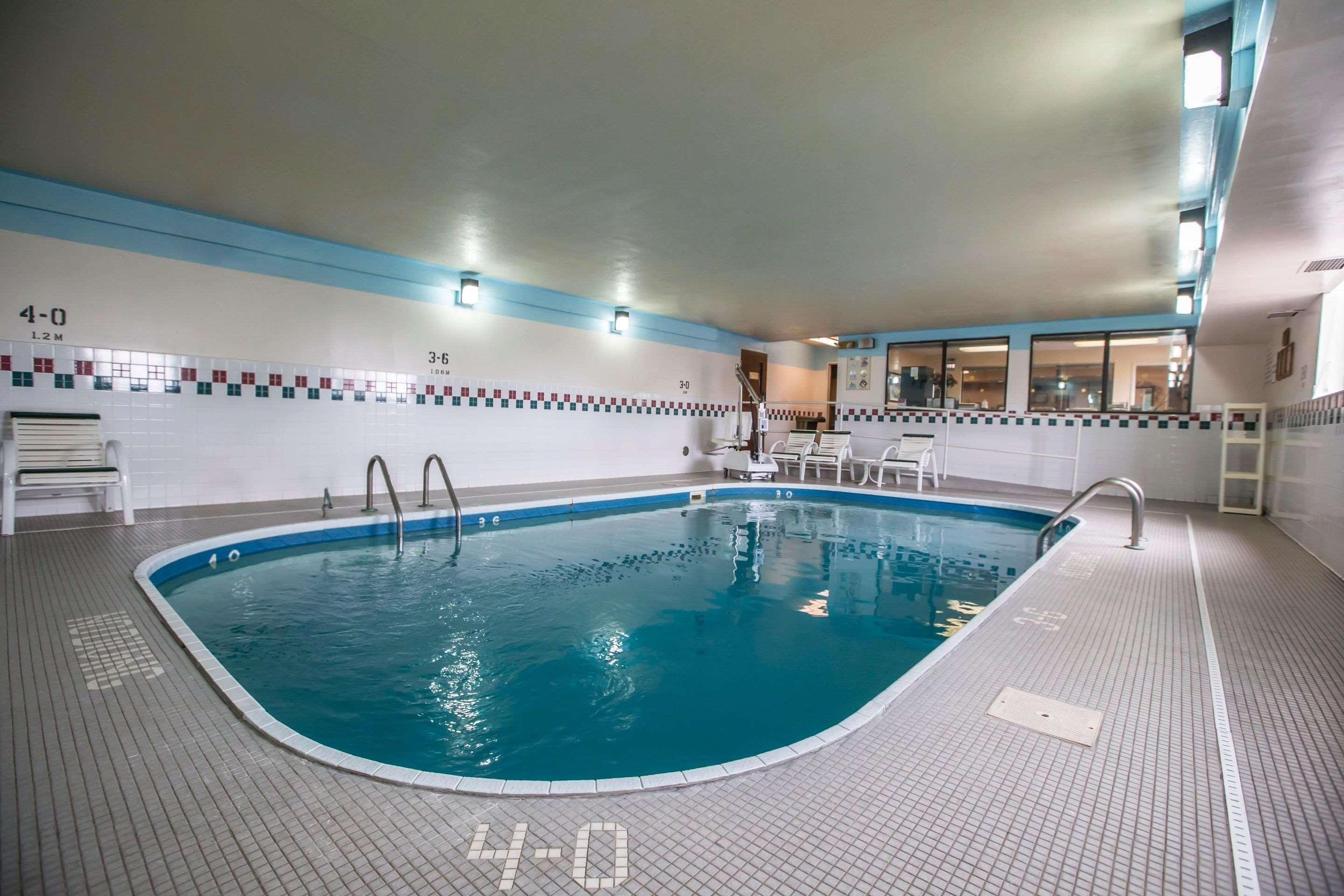 Econo Lodge Принстон Екстер'єр фото